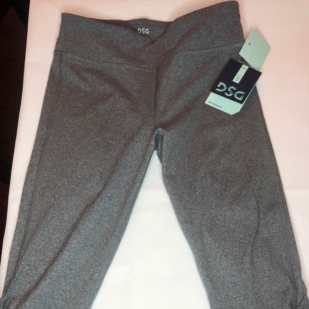 DSG Girls' Knot Hem Performance Capris